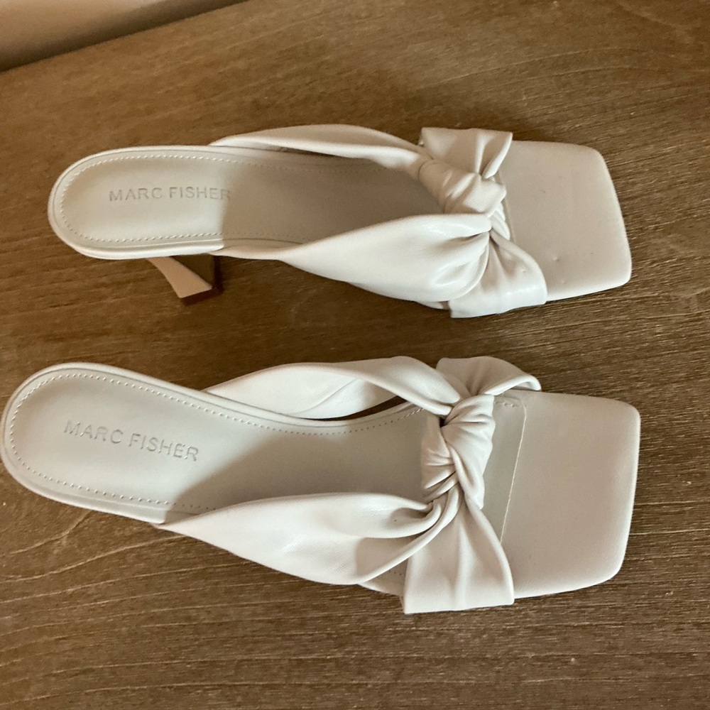 Marc Fisher Women's White Knotted Heels